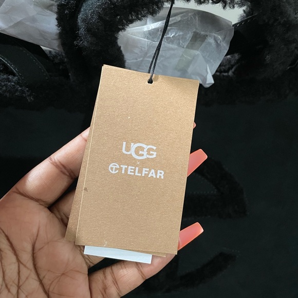 Medium Black Ugg X Telfar Bag - Picture 2 of 6